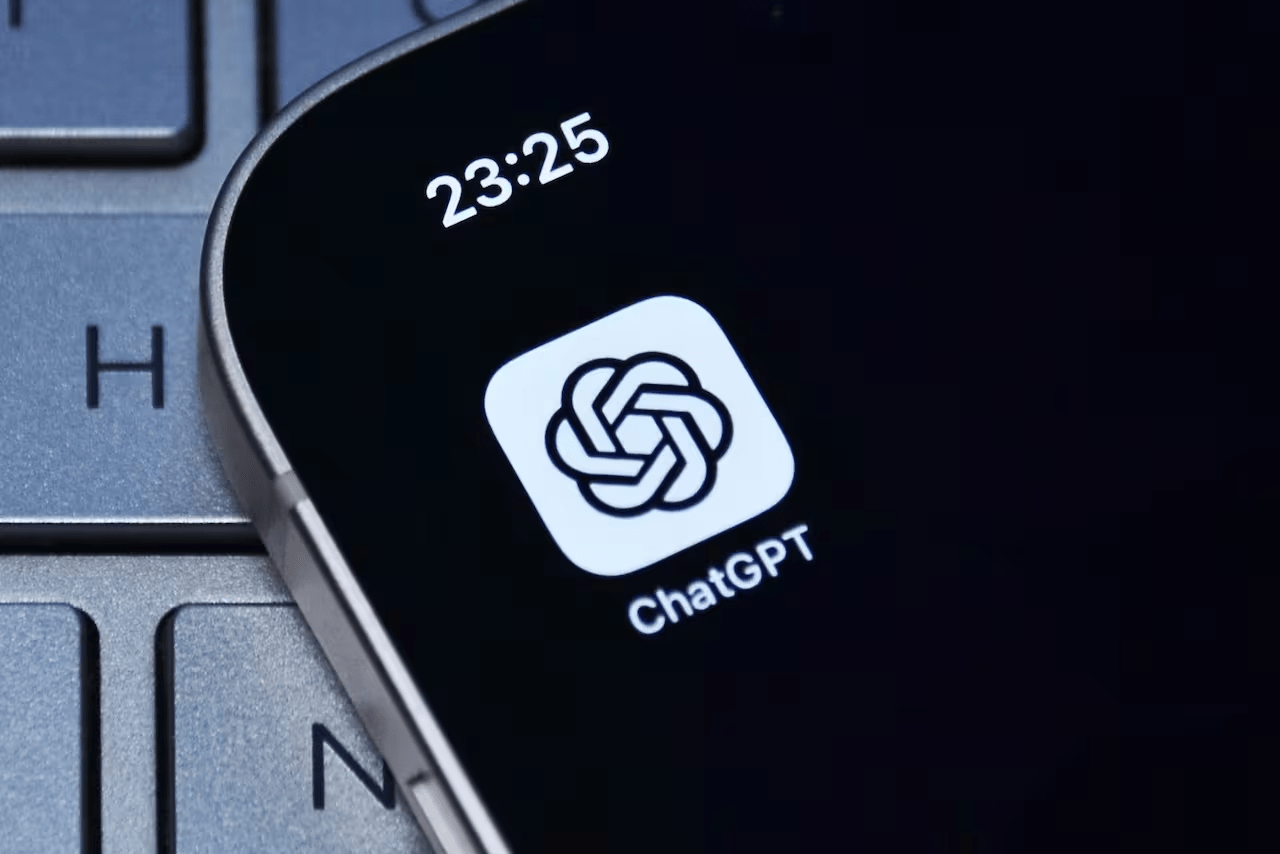 OpenAI wprowadza bezpieczną usługę ChatGPT dla nastolatków z kontrolą rodzicielską