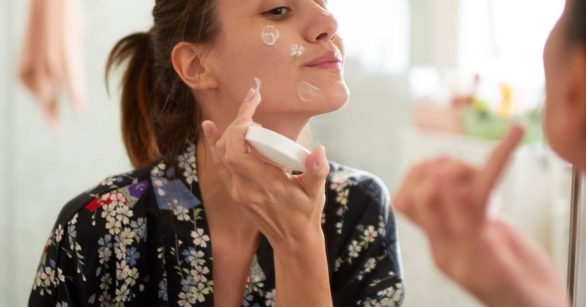 Shiseido giving away £90 anti-ageing serum that shrinks 'fine lines' in days
