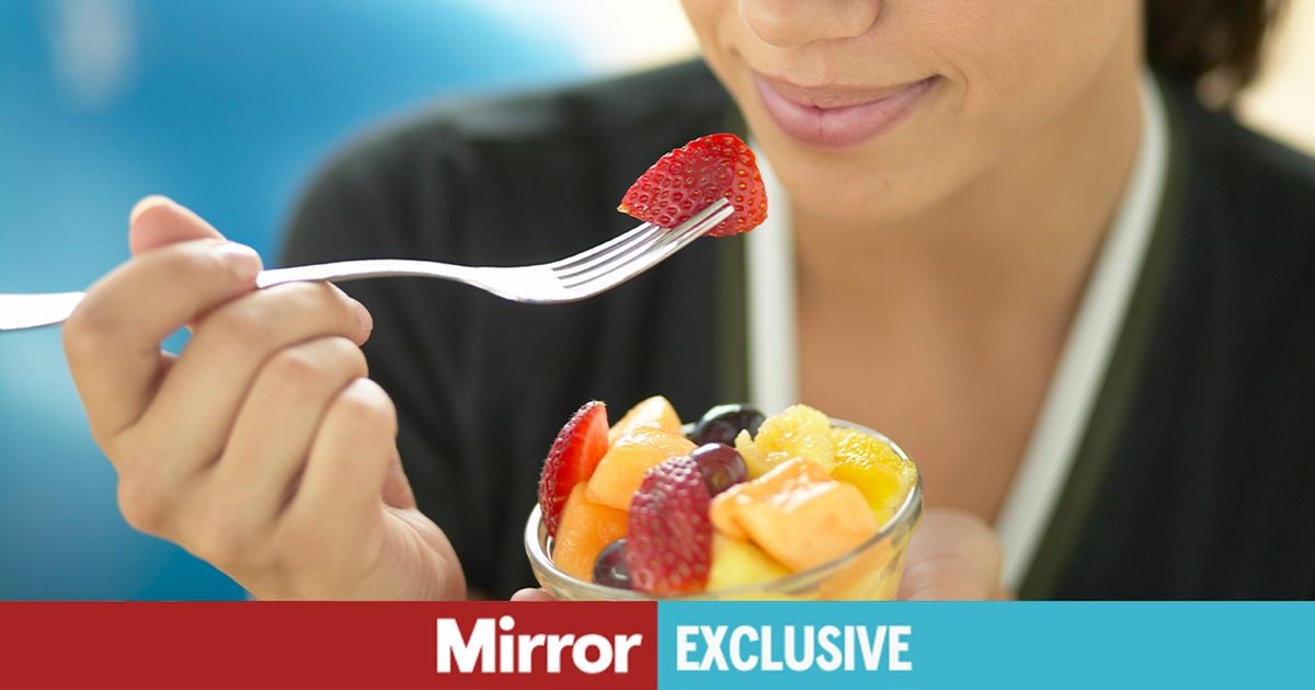 Urgent salad and fruit warning to anyone eating common items in hot countries
