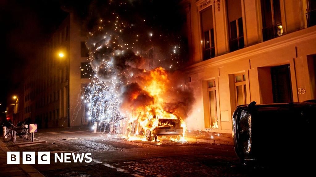 Honderden arrestaties bij botsingen in Parijs na PSG Champions League-overwinning
