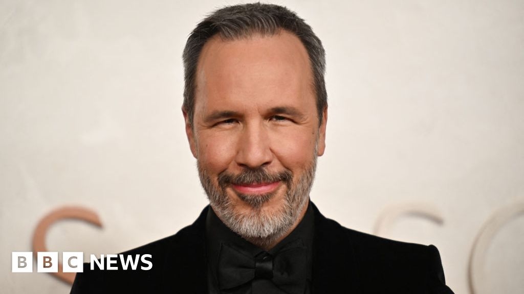 Director of new James Bond film announced