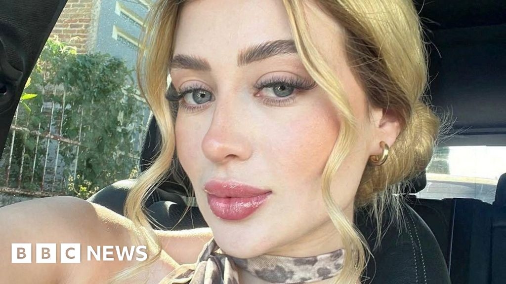 Meksikalı bir fenomenin TikTok'ta canlı yayında öldürülmesi soruları gündeme getirdi