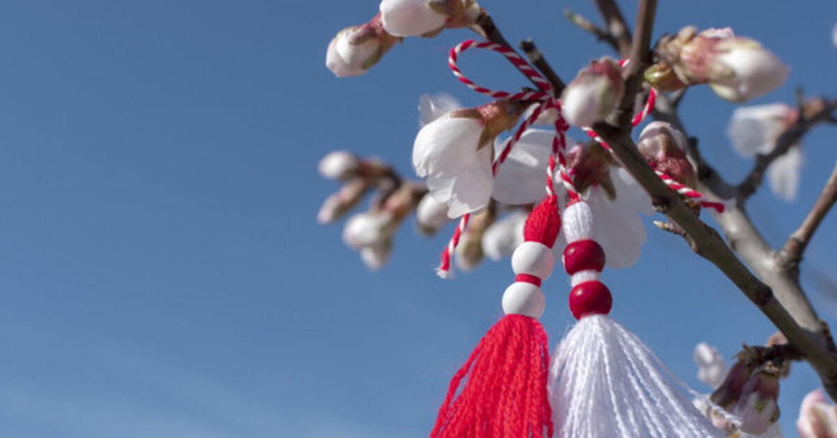 Martenitsa story and bracelet making