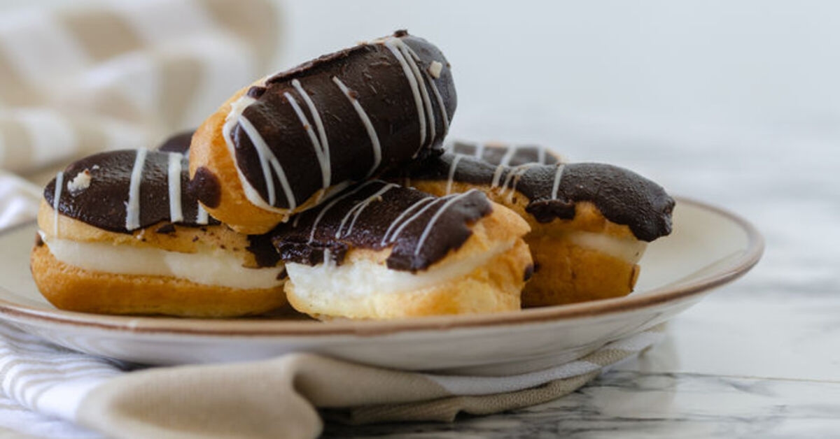 É possível comer éclairs durante uma dieta?