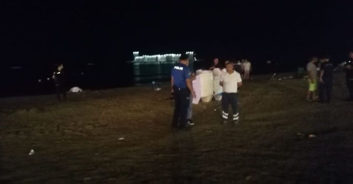 La persona que entró al mar se ahogó.
