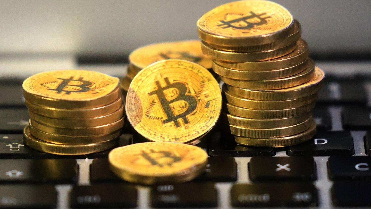 Cryptocurrency: Bitcoin-prijs bereikt nieuw hoogtepunt – is het nog steeds de moeite waard om te kopen?