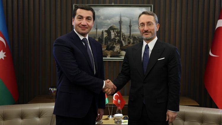 Fahrettin Altun se encontrou com o vice-presidente do Azerbaijão, Hajiyev