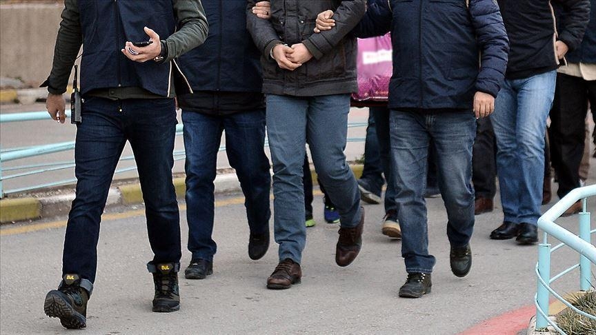 FETO operation in Izmir: 6 detained