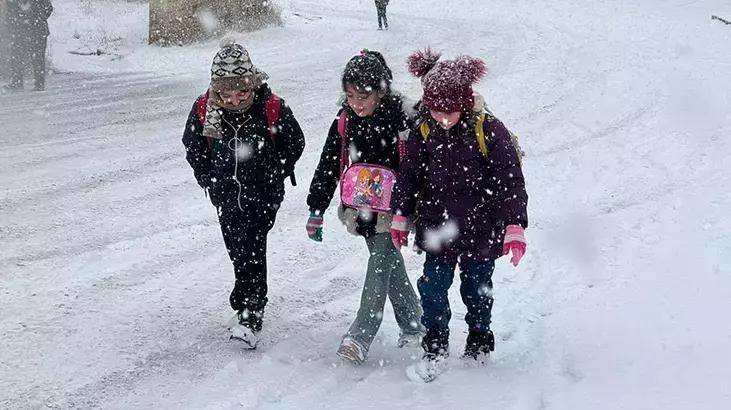 DERNIÈRES NOUVELLES! La neige est un obstacle à l’éducation ! Voici les endroits où les écoles sont fermées le mercredi 26 février