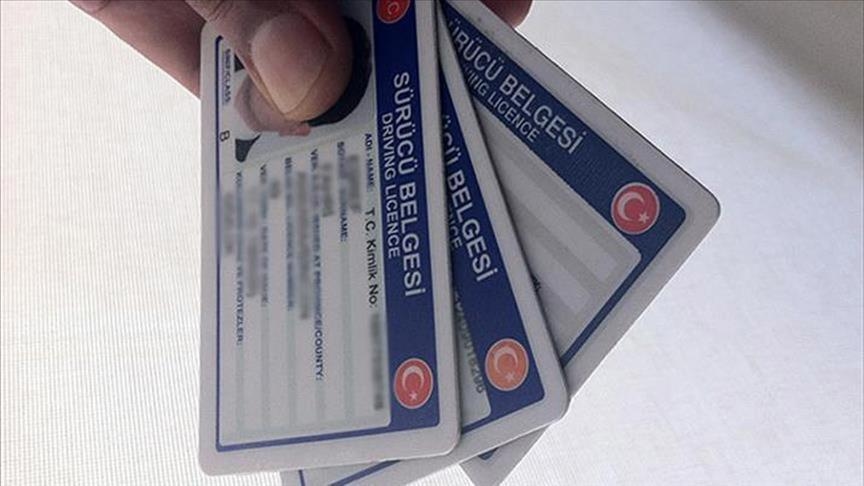 La date limite pour changer les anciens types de permis de conduire approche : les frais de renouvellement augmenteront à 7 438 TL