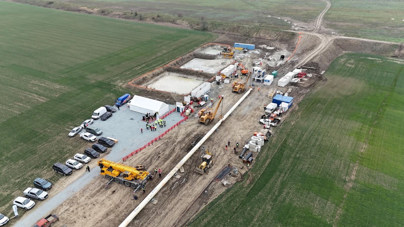 Una empresa turca completa el cruce del Danubio en un proyecto complejo