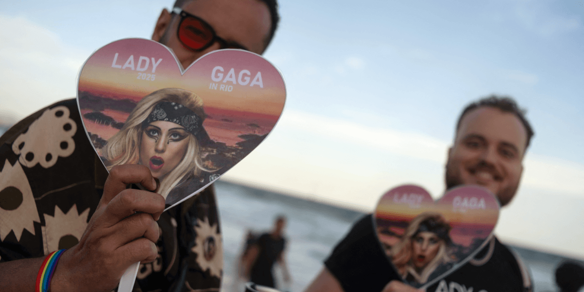 Lady Gaga: Hayranlar ücretsiz konser için Rio de Janeiro'da toplandı