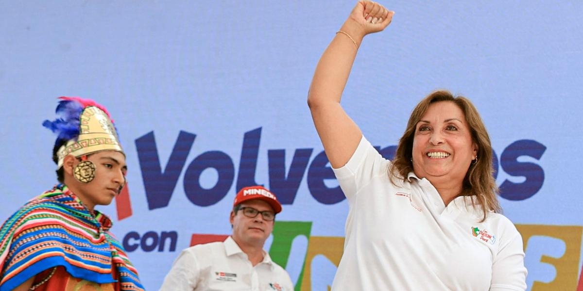 The Peruvian left seeks to revoke the 120% salary increase granted to Dina Boluarte.