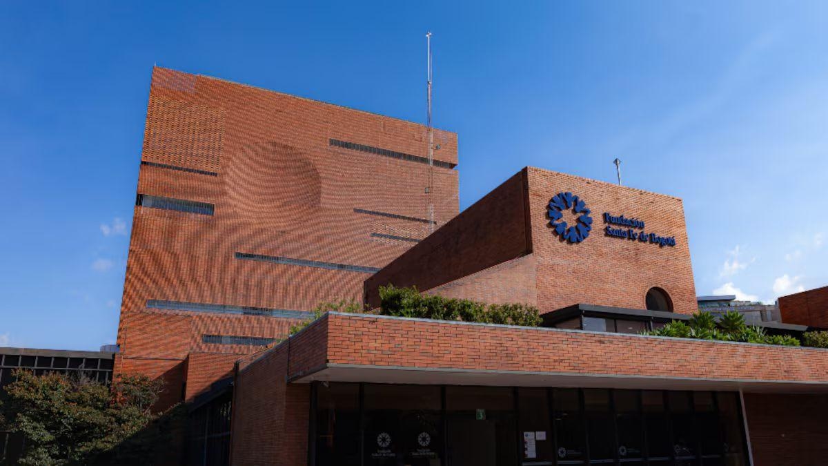 Coomeva prepaid medical users will no longer be treated at the Santa Fe Foundation in Bogotá.