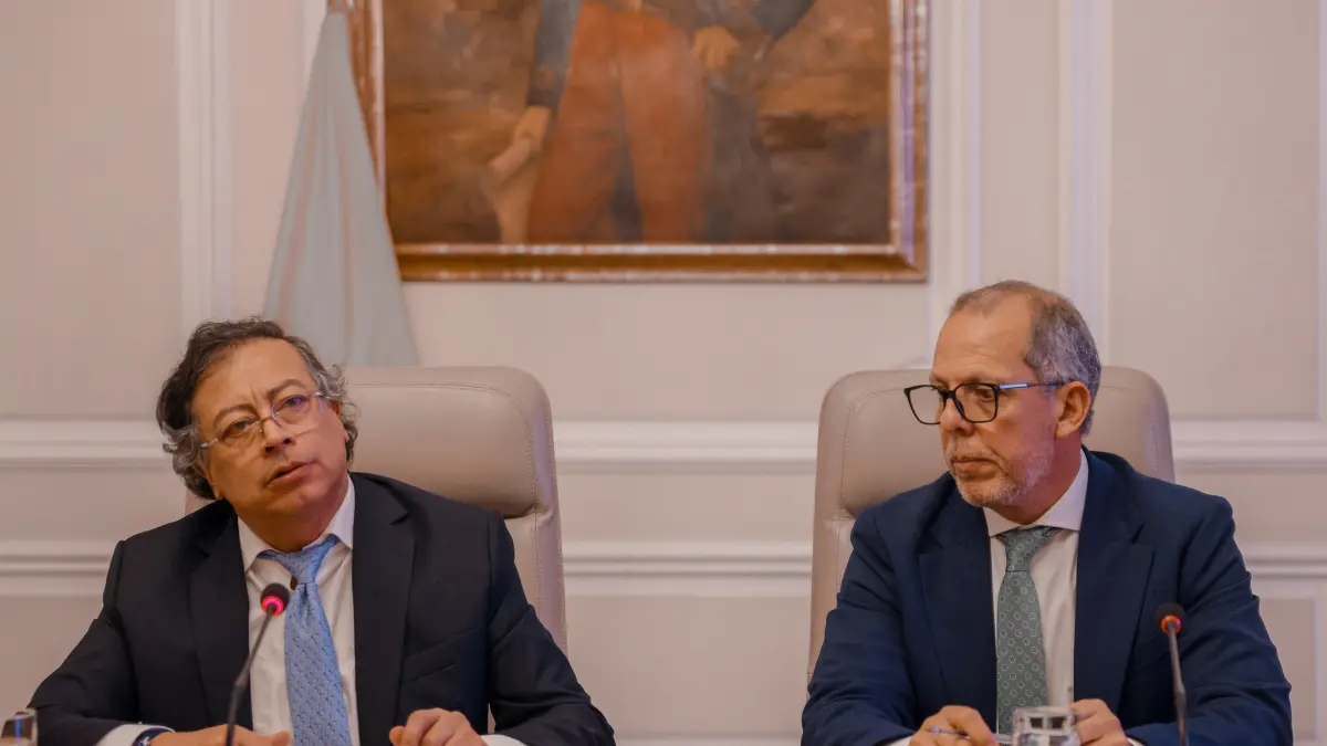 Laura Sarabia'nın görevden ayrılmasının ardından Petro hükümetinin yeni güç oyuncusu Alfredo Saade mi?