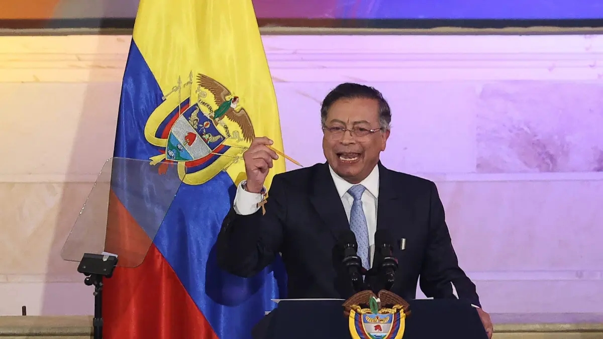 De voor- en nadelen van de cijfers die president Gustavo Petro aan het Congres presenteerde: hij verdedigde zijn regering en riep op tot goedkeuring van de hervorming van de gezondheidszorg.