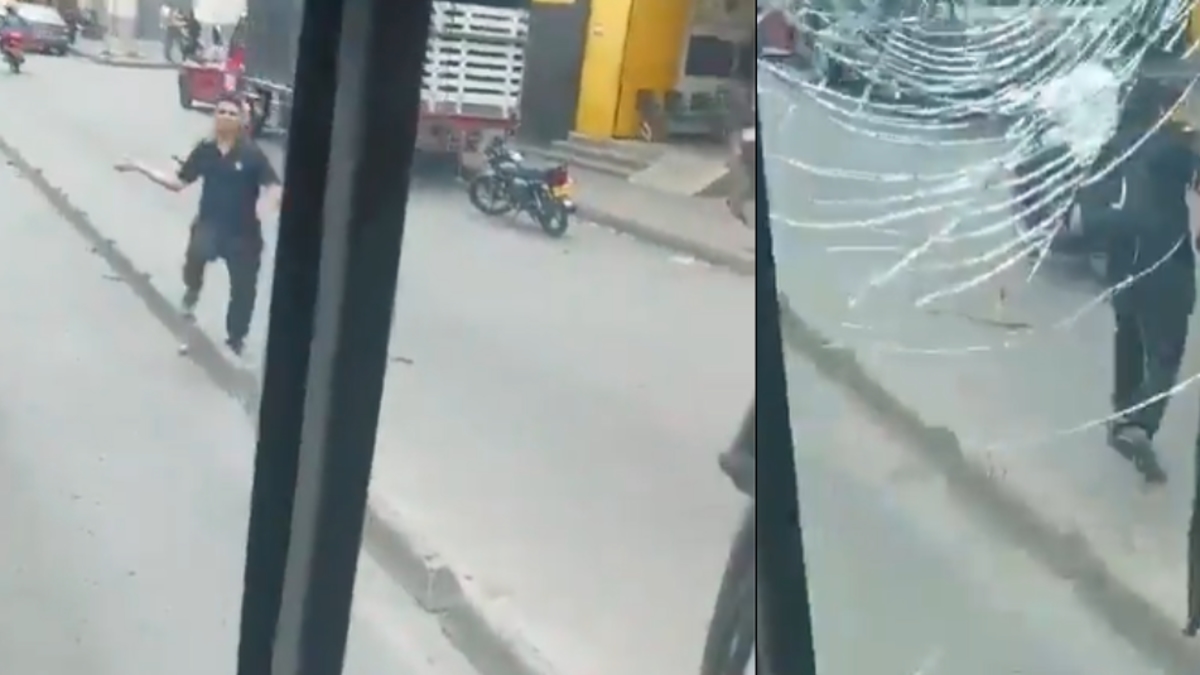 Un uomo ha scoperto che il figlio minorenne stava vandalizzando degli autobus a Cali e lo ha consegnato alle autorità.