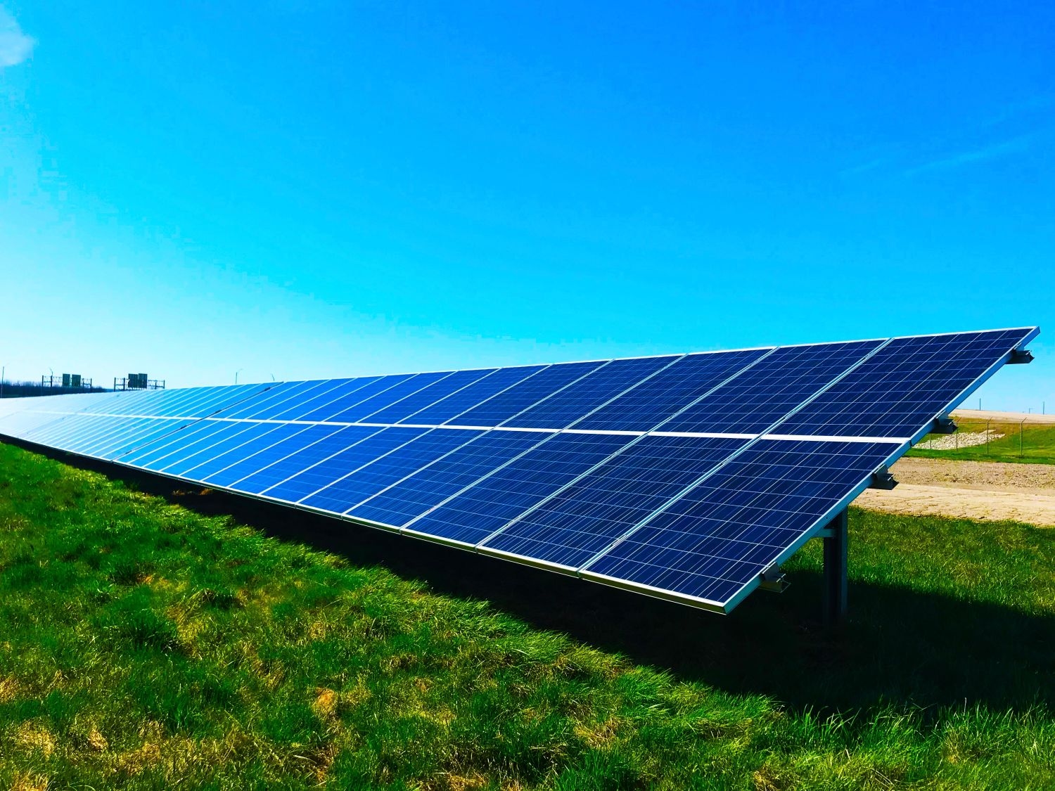 La importante contribución de las empresas en la transición energética