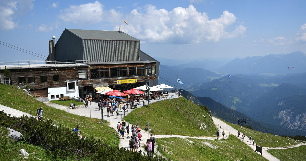 Summer tourism isn't a flop, it's just changed face. Assoturismo's version