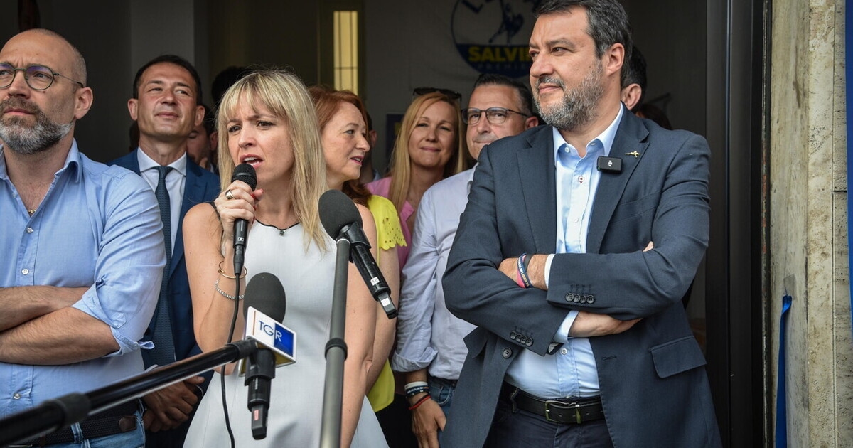 "Um ano de von der Leyen? Um fracasso total." Sardone, vice de Salvini, se manifesta.