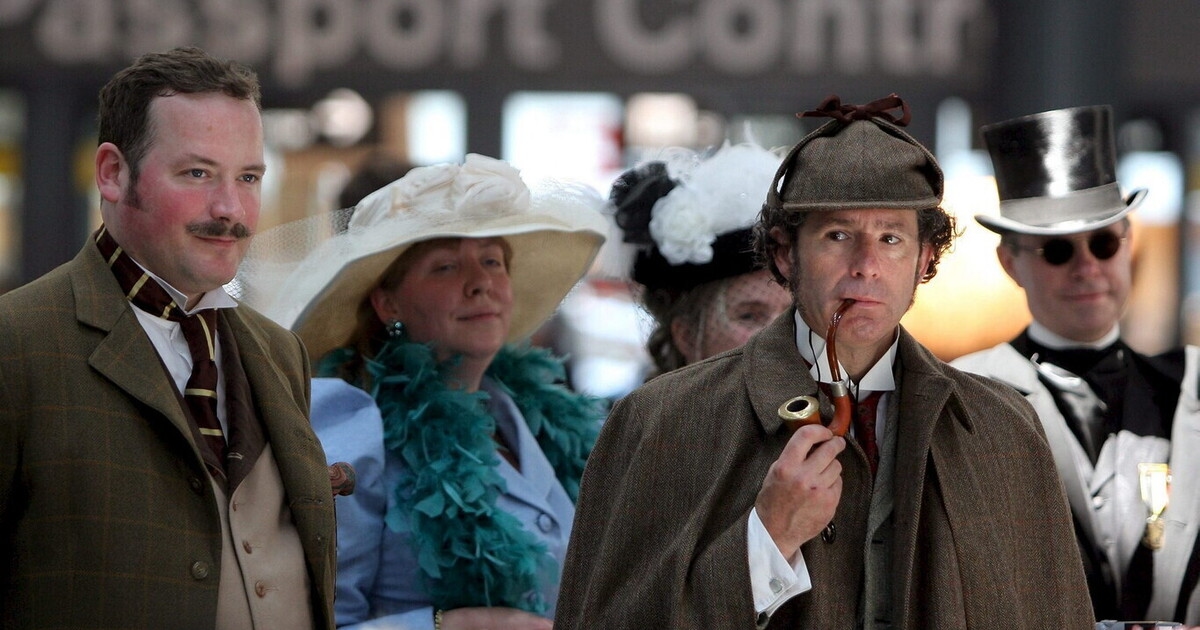 Sull’isola di Utakos rivive il miglior Sherlock, attingendo da romanzo e film