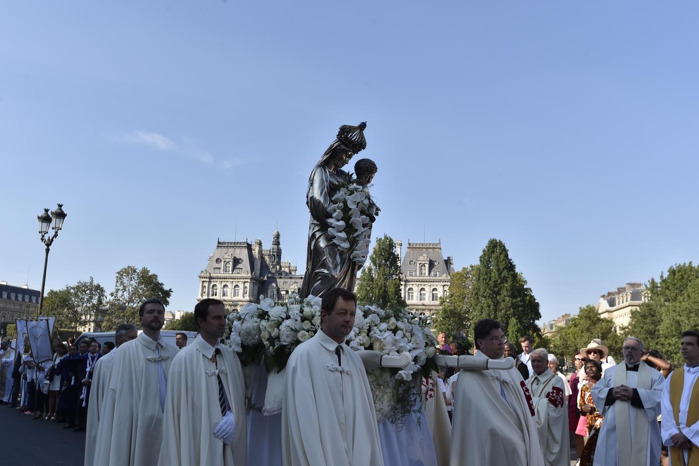 La fiesta de la Asunción, o la historia política de una devoción francesa a la Virgen María