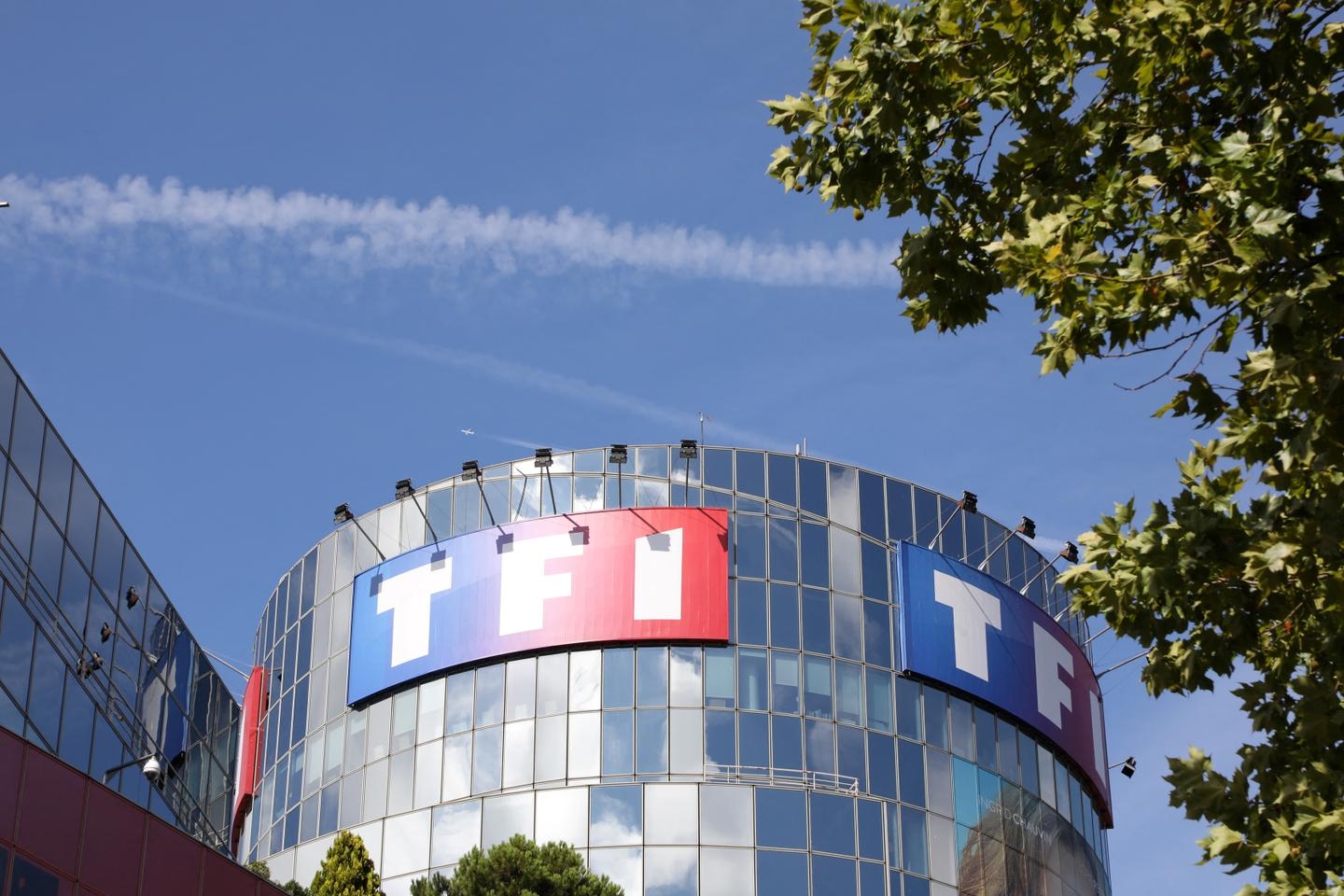 Netflix zet een nieuwe strategische koerswijziging in door een ongekend partnerschap te sluiten met TF1