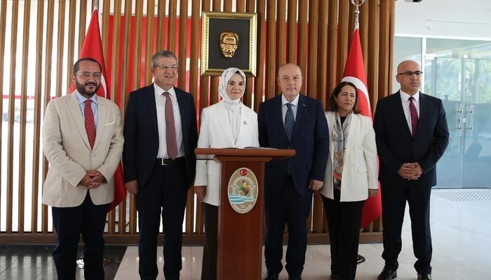 Il Ministro della Famiglia e dei Servizi Sociali Göktaş: "Da oggi sono iniziati i versamenti dell'indennità di maternità di agosto sui conti delle madri."