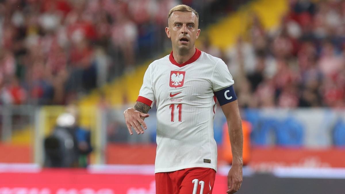 Камил Гросицкий завершил свою представительскую карьеру. Эмоциональные сцены в Хожуве