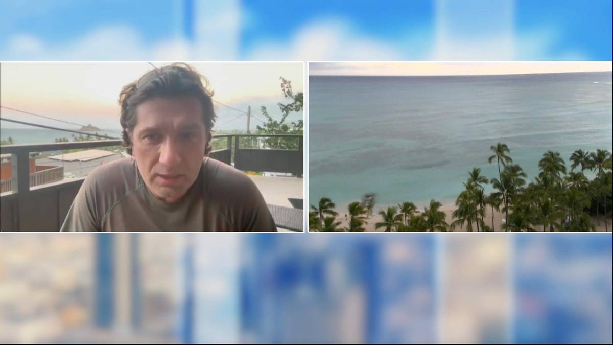 Ele estava falando sobre a evacuação no Havaí, quando de repente o alarme disparou. "Temos que sair da zona de perigo."