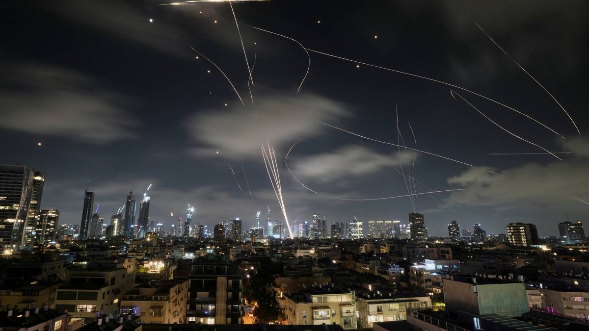 Noche candente en Oriente Medio. Comunicado sobre cuestiones militares israelíes.