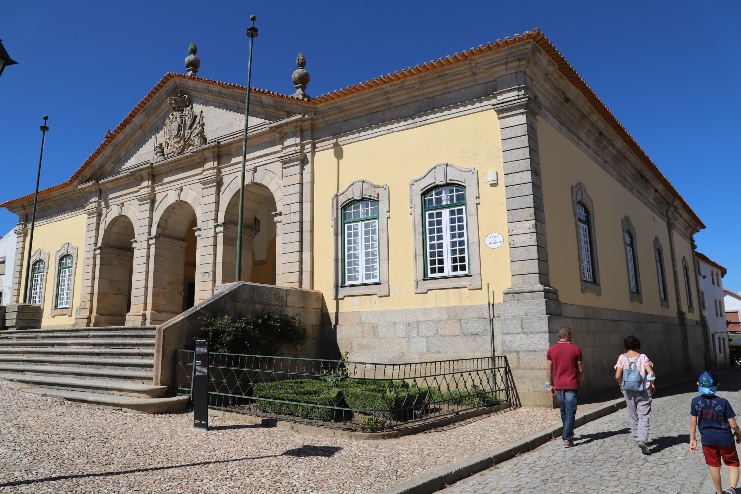 Almeida celebrates Municipal Holiday