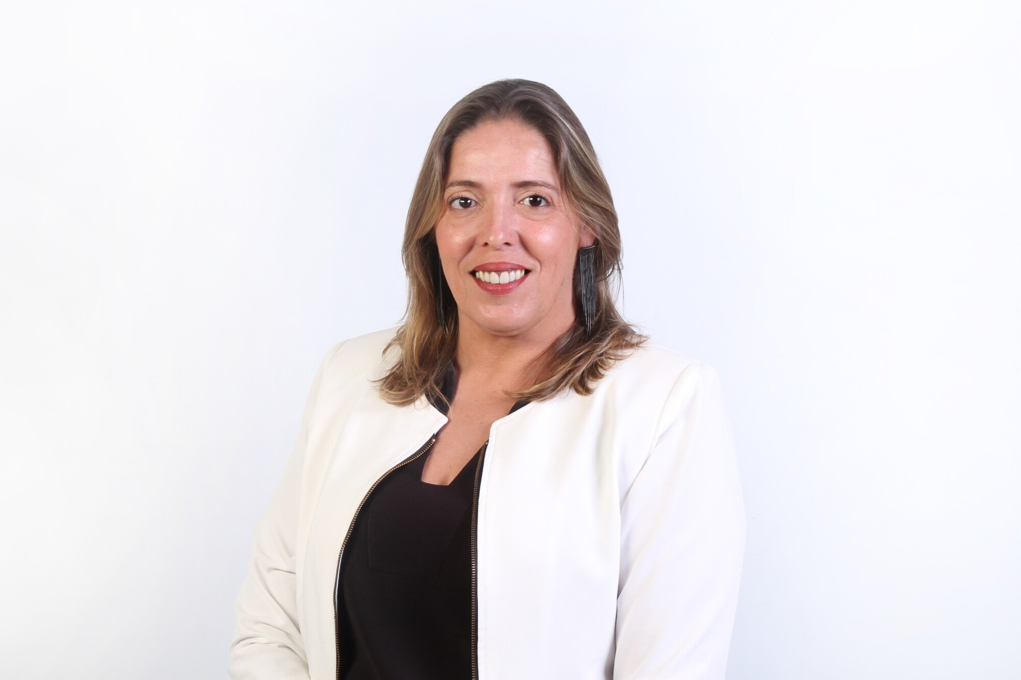 CDU apresenta Carla Gomes como candidata à Assembleia Municipal de Loulé