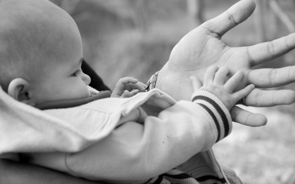Government wants parents to take 14 consecutive days of leave after the birth of their child