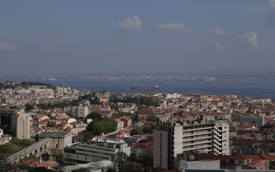Les retards dans l'octroi des licences et la demande accrue entravent l'offre de logements dans le Grand Lisbonne