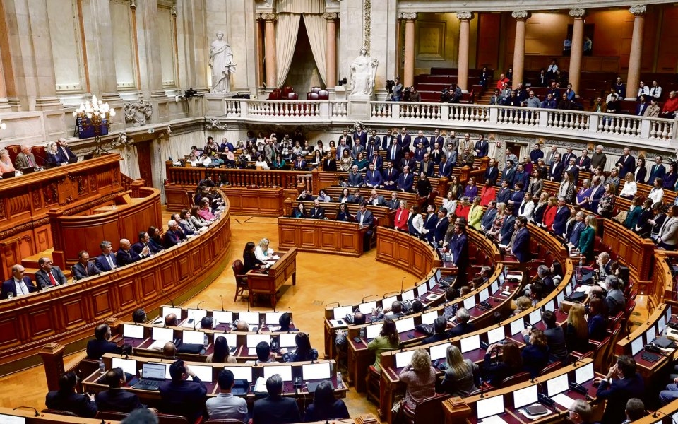 Legislativas: Novo parlamento reúne-se na terça-feira para arranque da XVII legislatura