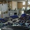 Moeten de salarissen van de Bondsdag jaarlijks automatisch aangepast blijven worden, of is dat een verkeerde aanpak? Het parlement beslist daar donderdag over.