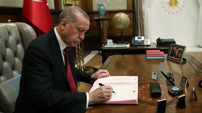 Appointments made by the Presidency are published in the Official Gazette.