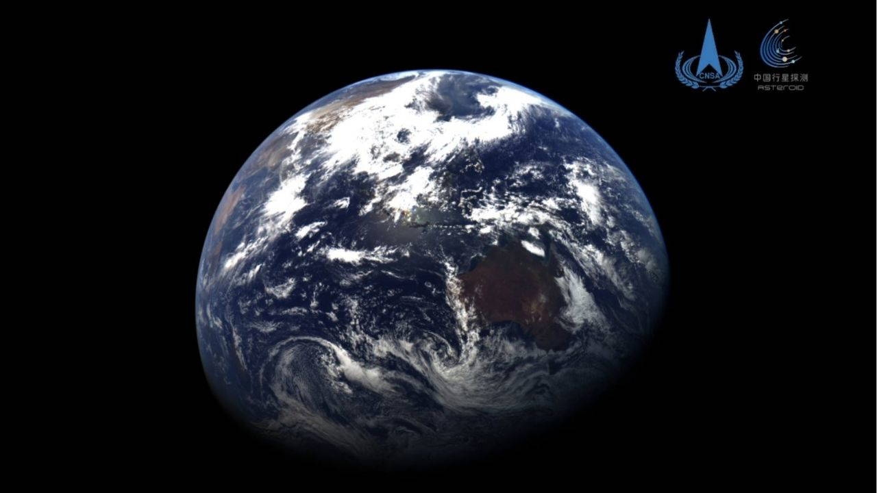 La Chine partage des images de la Terre et de la Lune