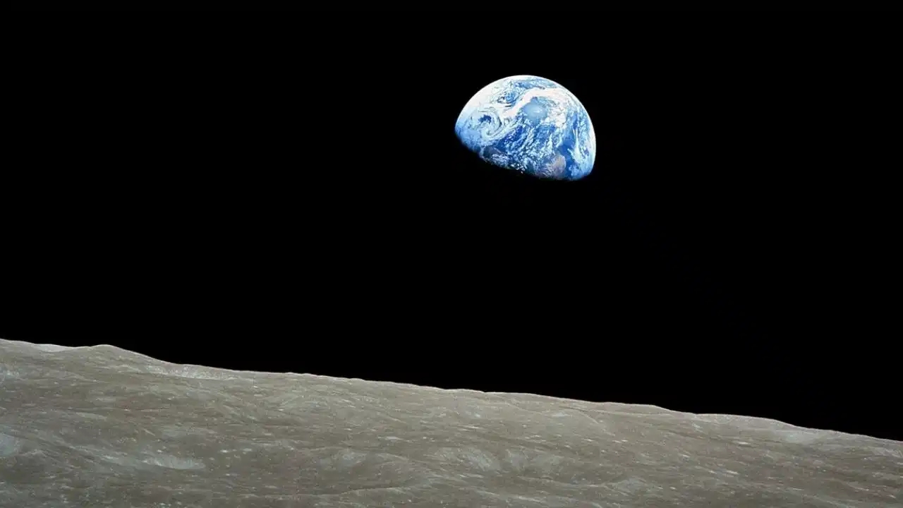 Un giorno la Terra potrebbe uscire dalla sua orbita?