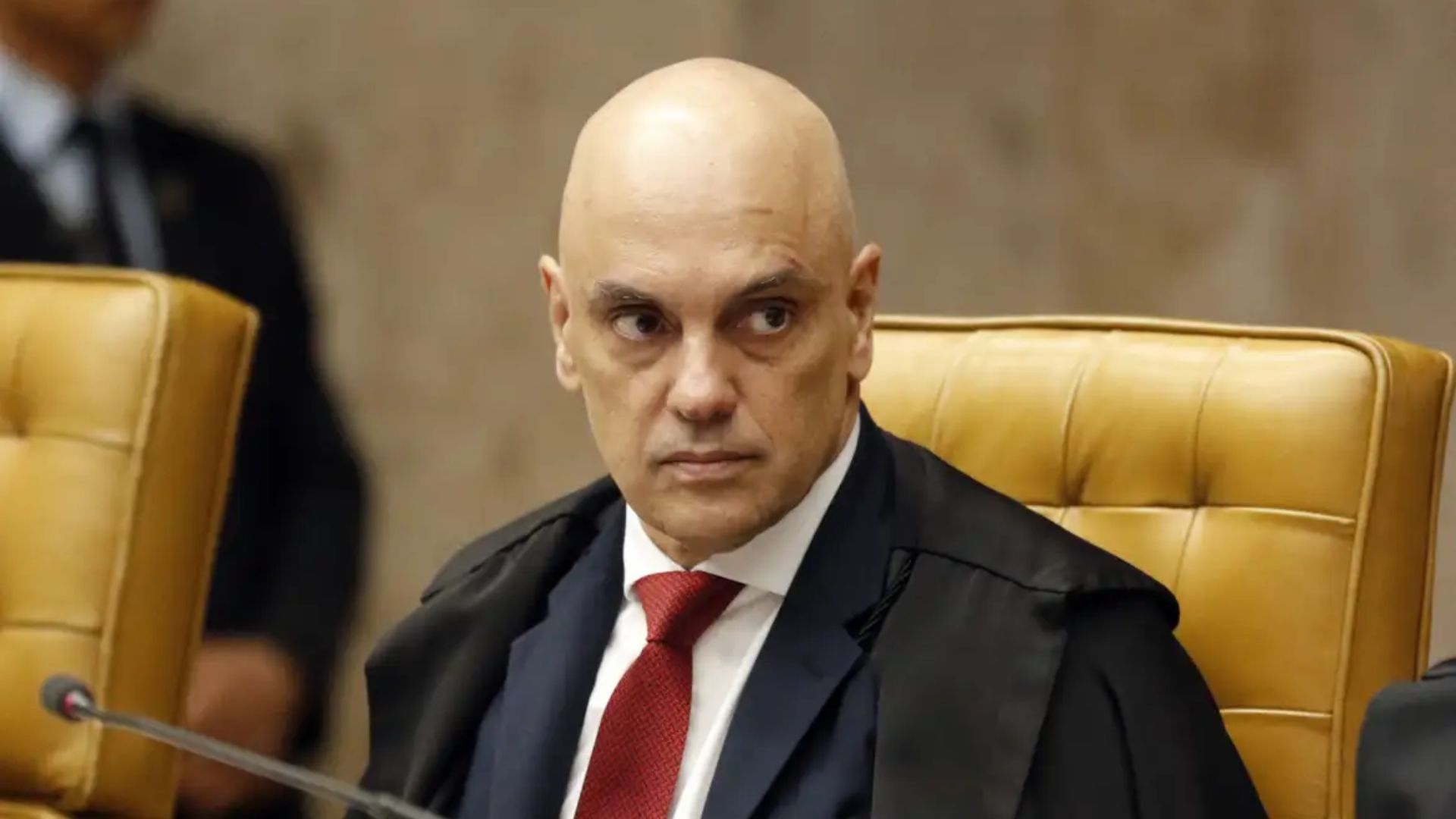 Veja as reações à derrubada do veto do Congresso ao IOF por Alexandre de Moraes