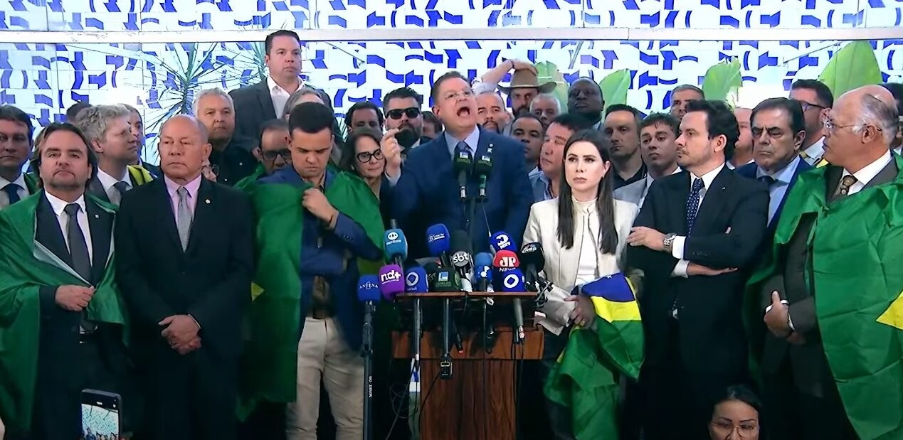 Opposition kündigt pro-Bolsonaro-Offensive mit Schwerpunkt auf Moraes' Amtsenthebung an