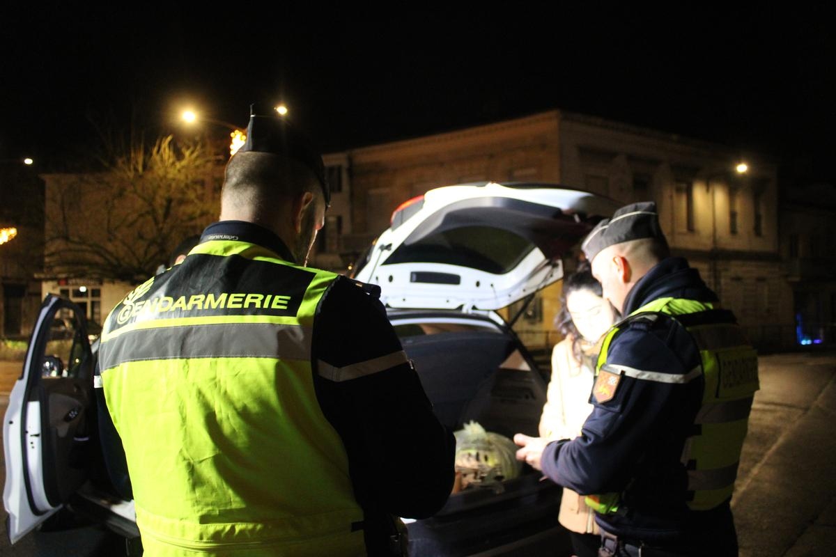 Agenais'te 101 araç kontrol edildi, Astaffort'ta bir adam ateşli silahıyla kendini yaraladı