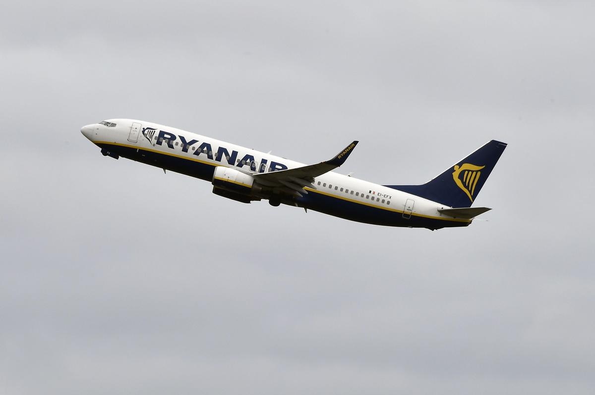 Ryanair: el beneficio neto se duplica gracias al aumento de los precios de los billetes