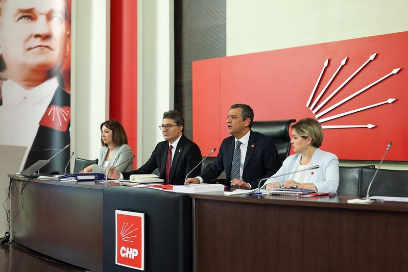 CHP będzie nadal mówić o „zmianach”: radykalne zmiany kadrowe w listopadzie, nowe ustawienia gabinetu cieni