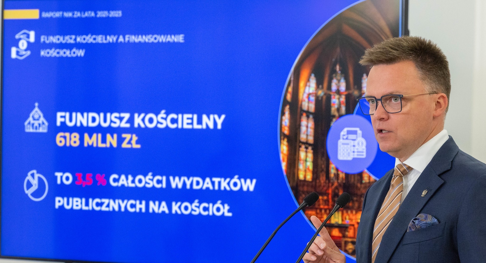 A Polônia doou 17,5 bilhões de zlotys em fundos públicos para organizações religiosas em 2021-23, descobre auditor estatal