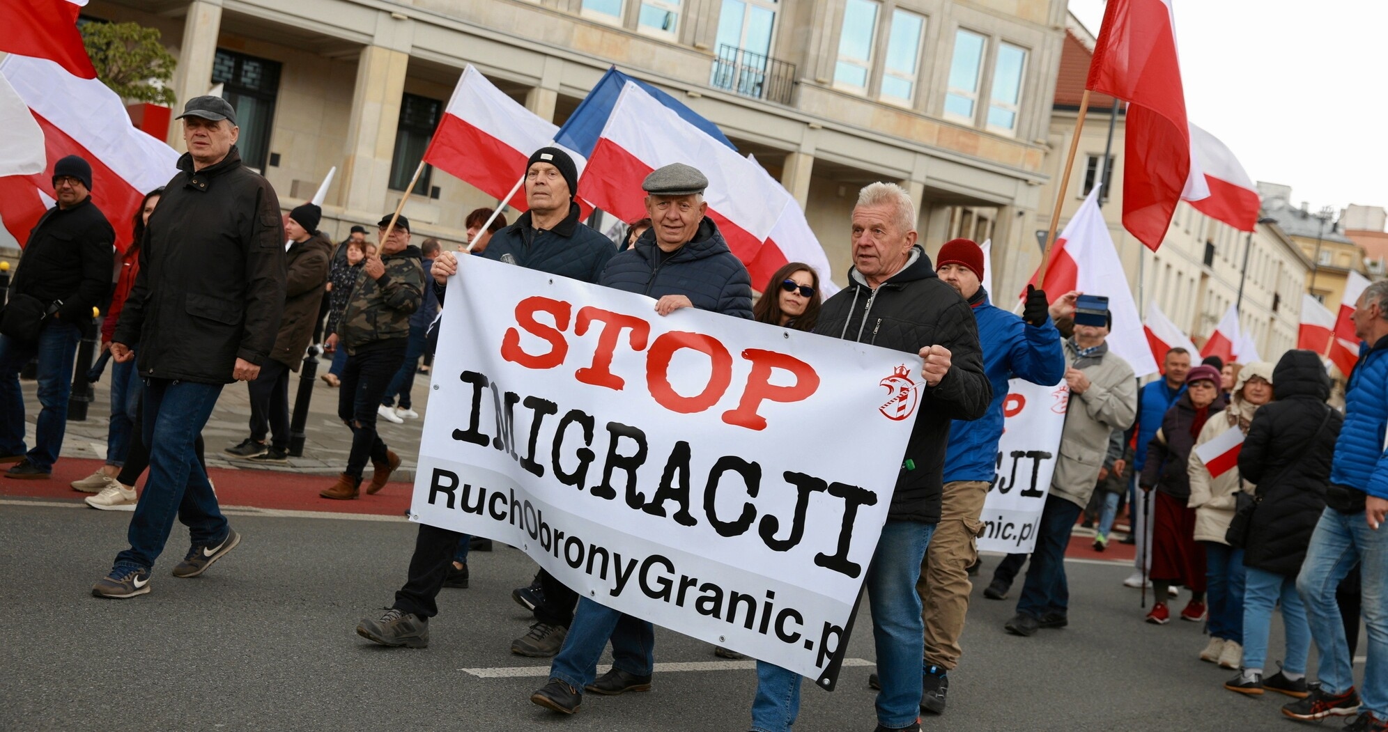 Los centros de integración de extranjeros financiados por la UE en Polonia han suscitado controversia y desinformación.