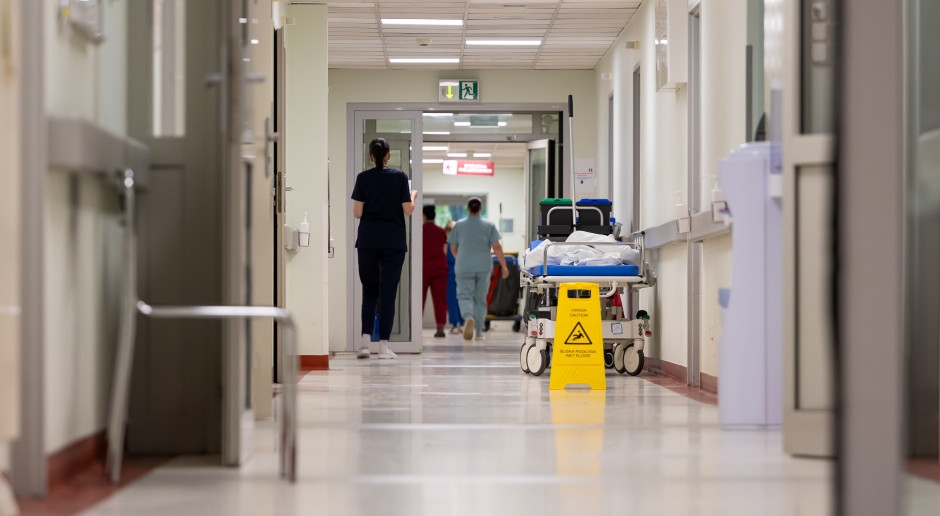 Национальный фонд здравоохранения задолжал миллионы. Директора: Мы не отказываем пациентам, но как долго мы ещё сможем продержаться?