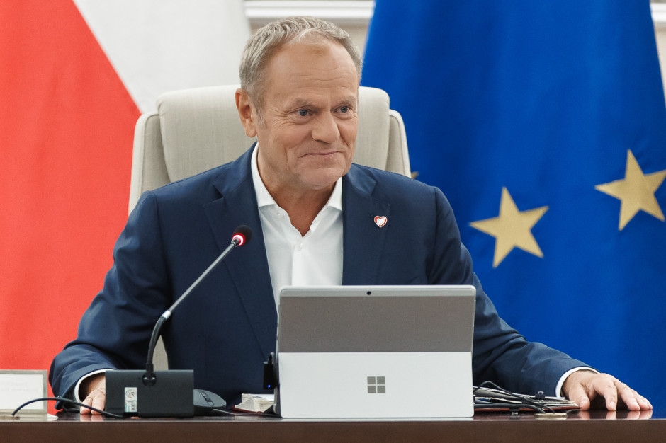 1500 lub 1900 zł dla każdego, dochód bez znaczenia. Wypłaty od 30 września