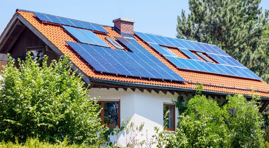 A revolution in Polish photovoltaics. The end of fees and the return of surplus energy.